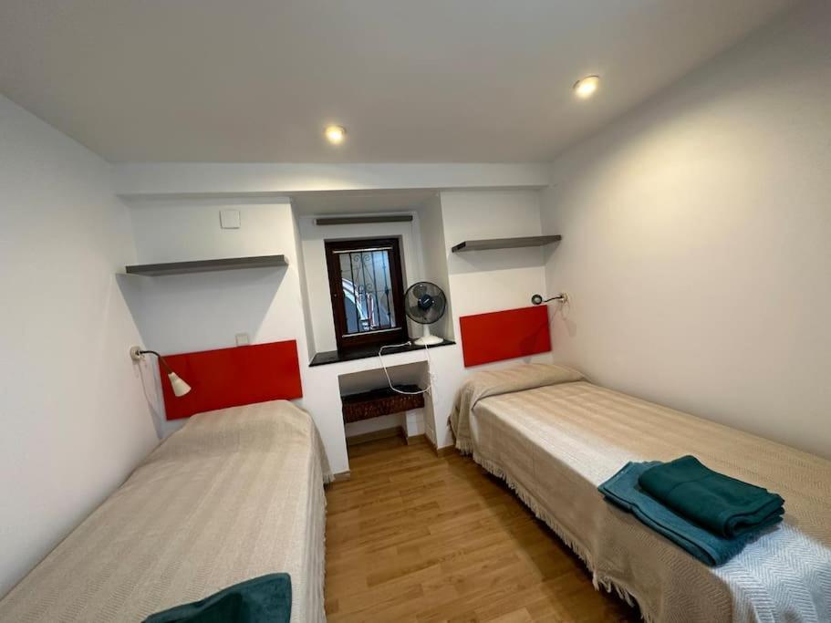 Apartamento Patio Sevillano Frente Catedral Seville Exterior photo